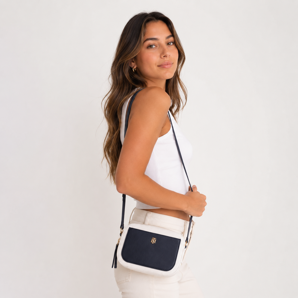 Tommy Hilfiger TH Emblem Camera Bag