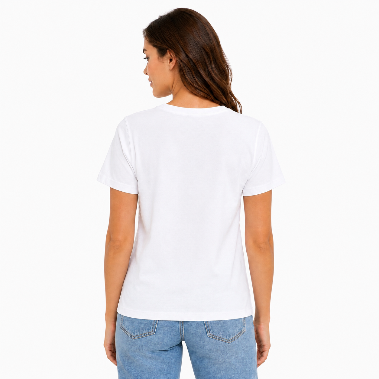 Calvin Klein white t-shirt features an arched logo Womens