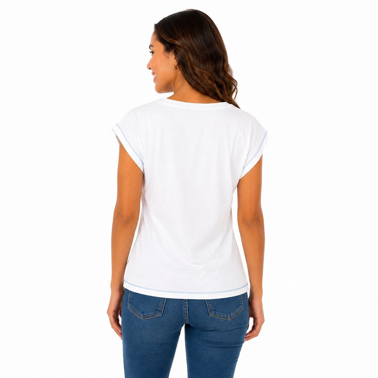 Tommy Hilfiger white t-shirt stands out for its graphic womens