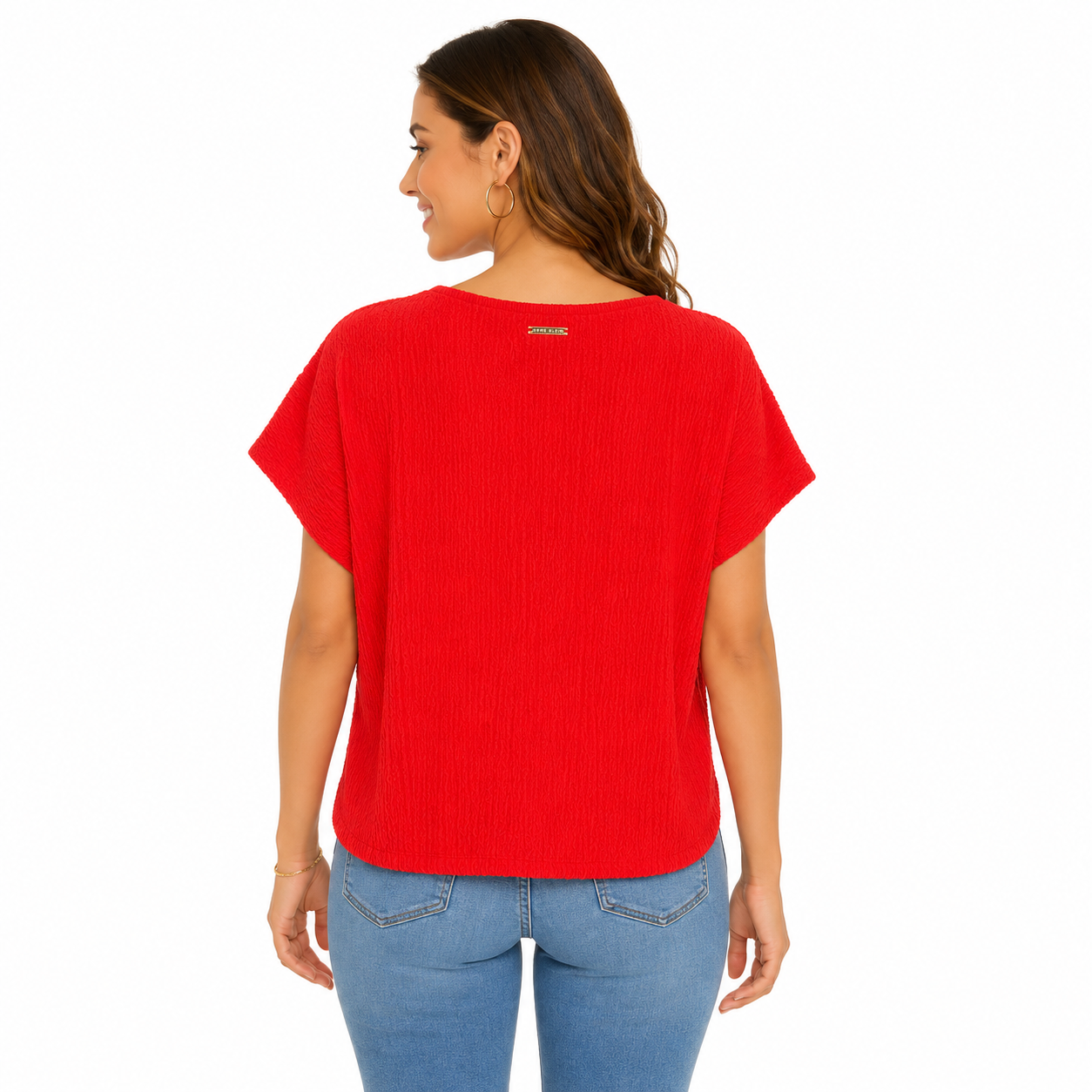 Anne Klein's blouse is a round neck garment
