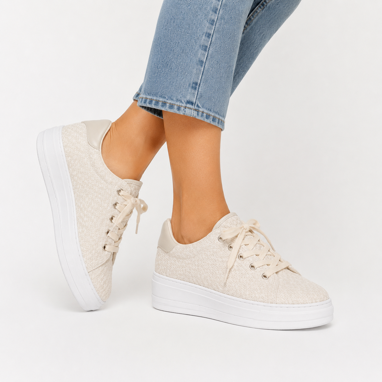 Tommy Hilfiger Platform brand in cream beige color with laces