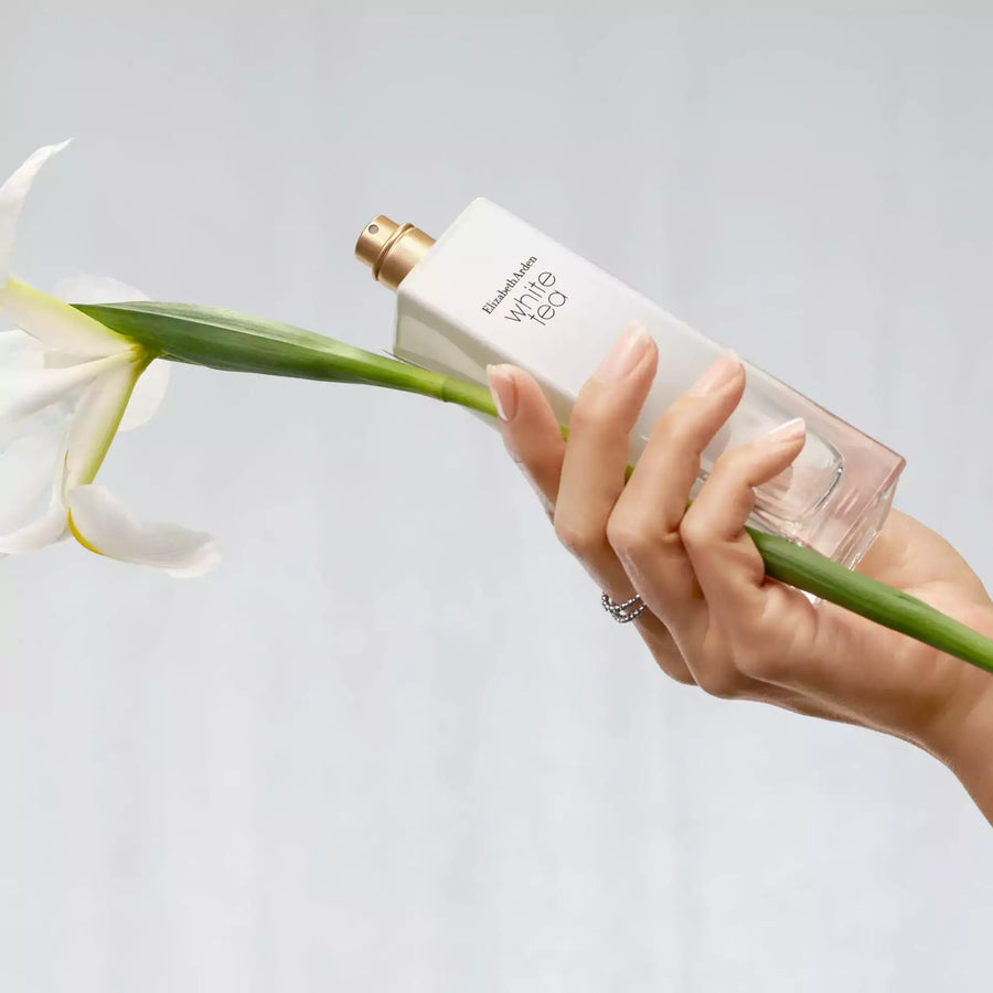 Elizabeth Arden White Tea Eau de Toilette Spray