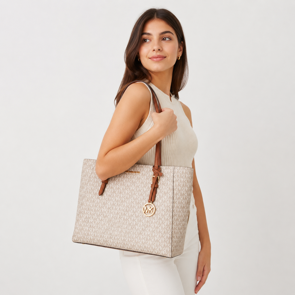 Michael Kors Jet Set Charm Tote