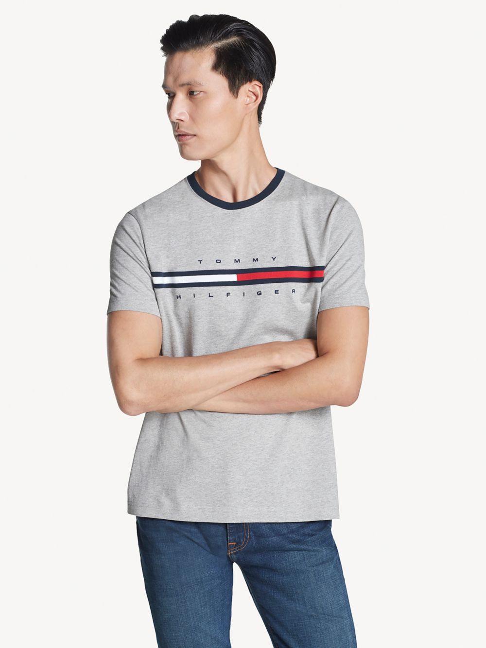 Tommy Hilfiger Essential Flag Logo T-Shirt