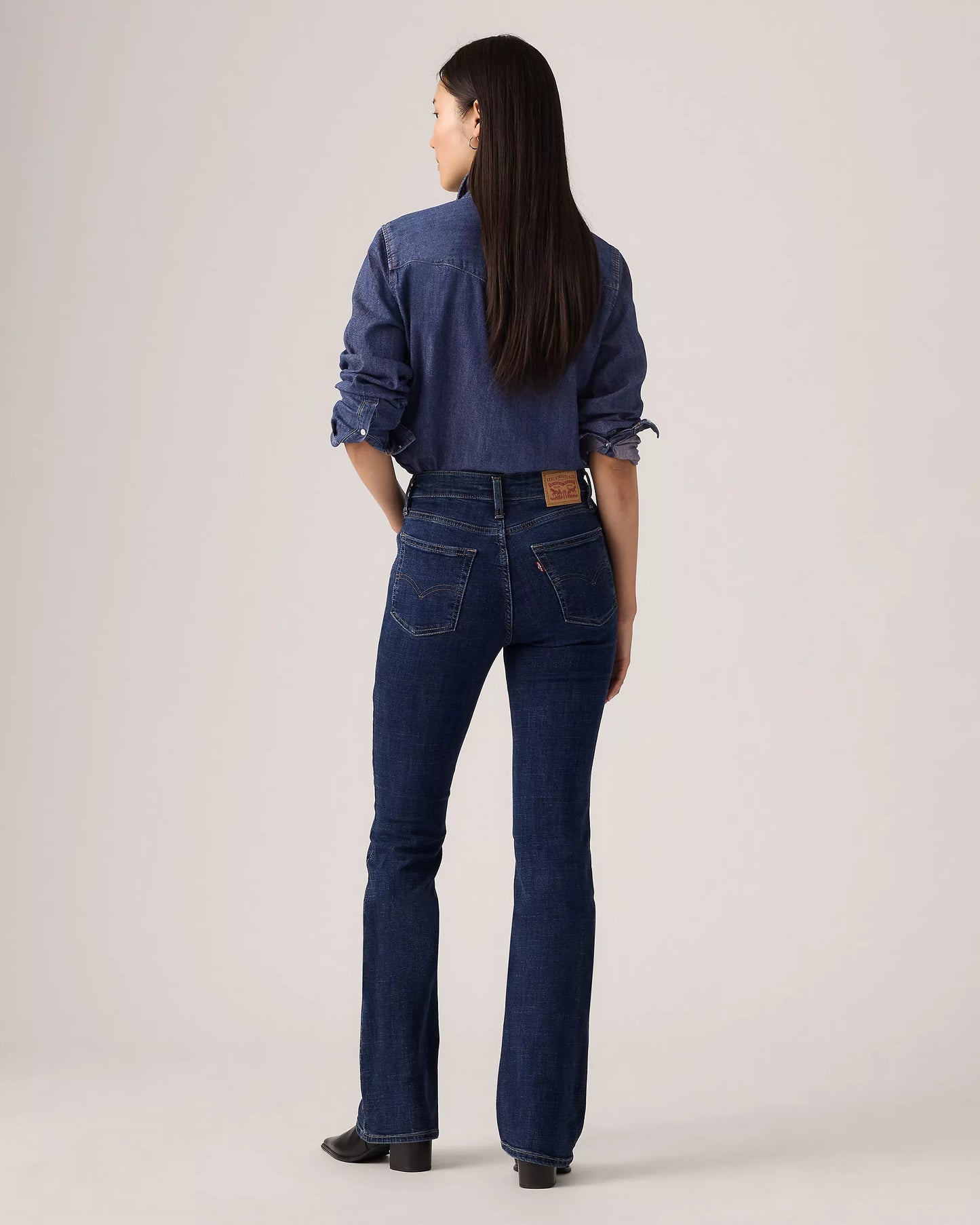 Levi’s High Rise Bootcut Women’s jeans