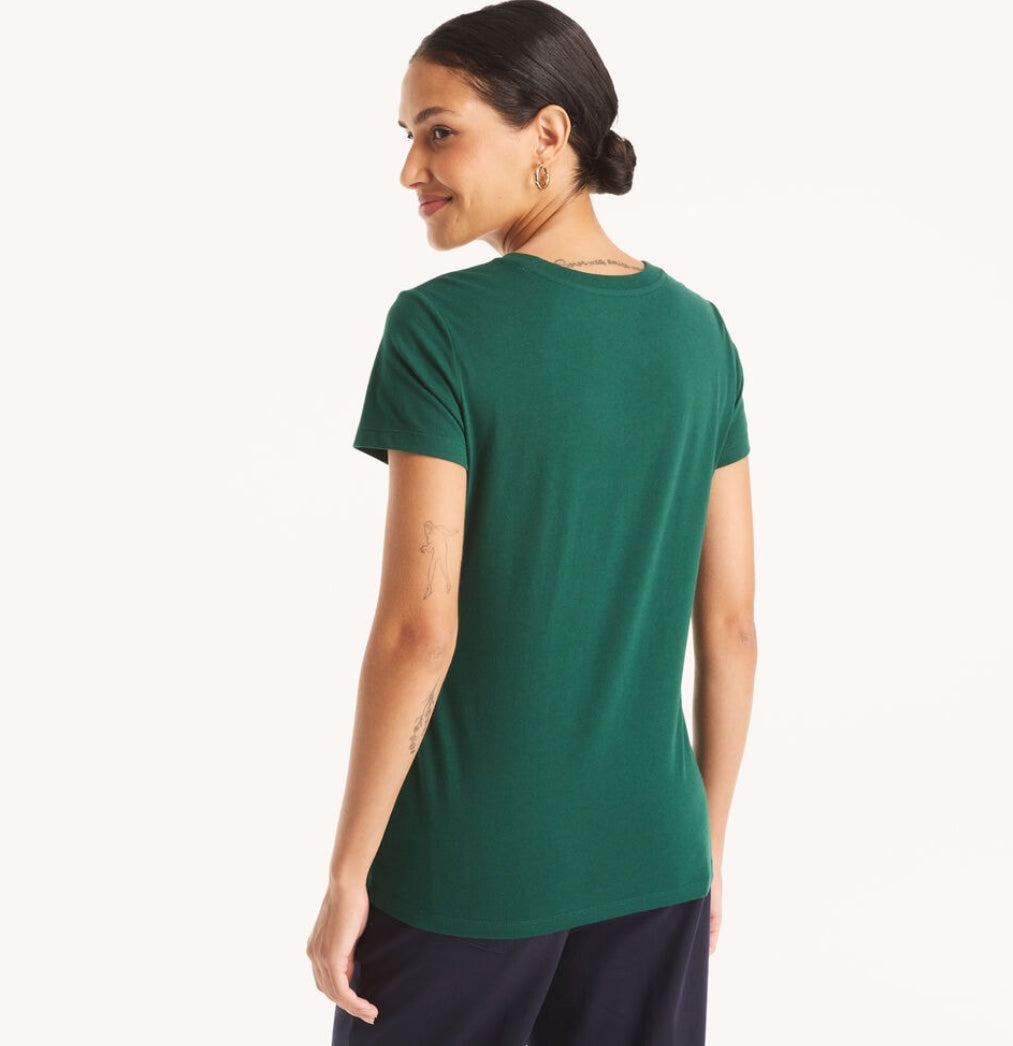 Náutica Sequin 1983 Graphic T-Shirt