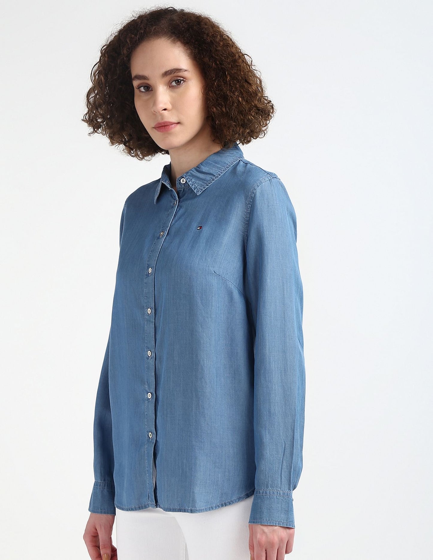 Tommy Hilfiger Women’s Heritage Chambray Shirt