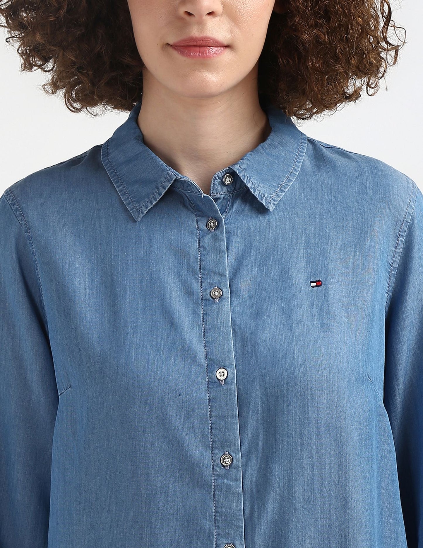 Tommy Hilfiger Women’s Heritage Chambray Shirt