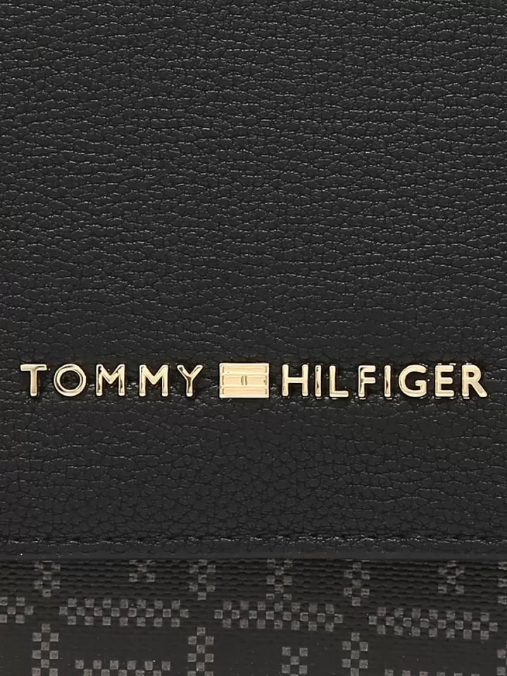 Tommy Hilfiger Crossbody Bag