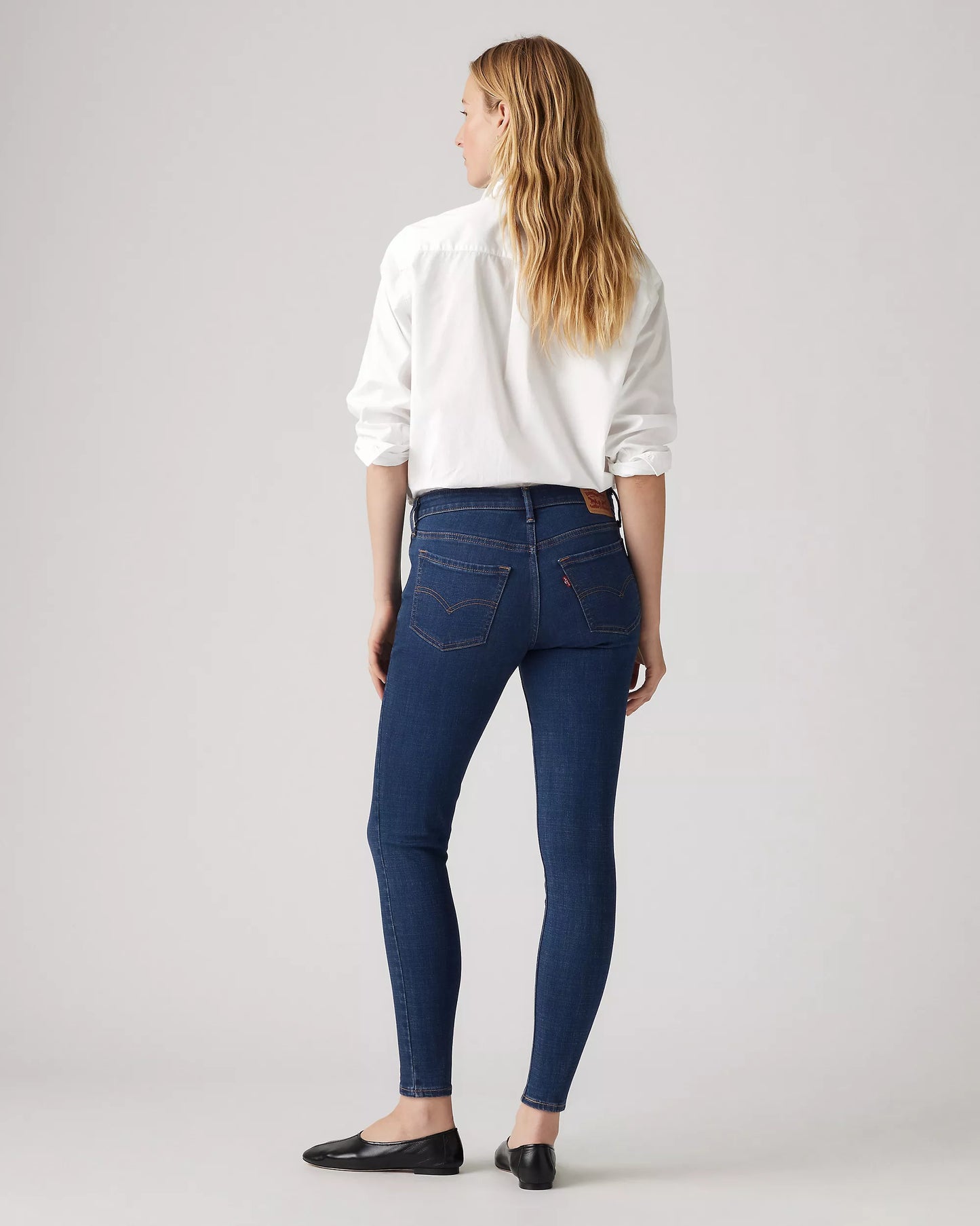 Levi’s 711 Skinny Mid Rise Slim Through Hip And Thigh Jeans Women’s
