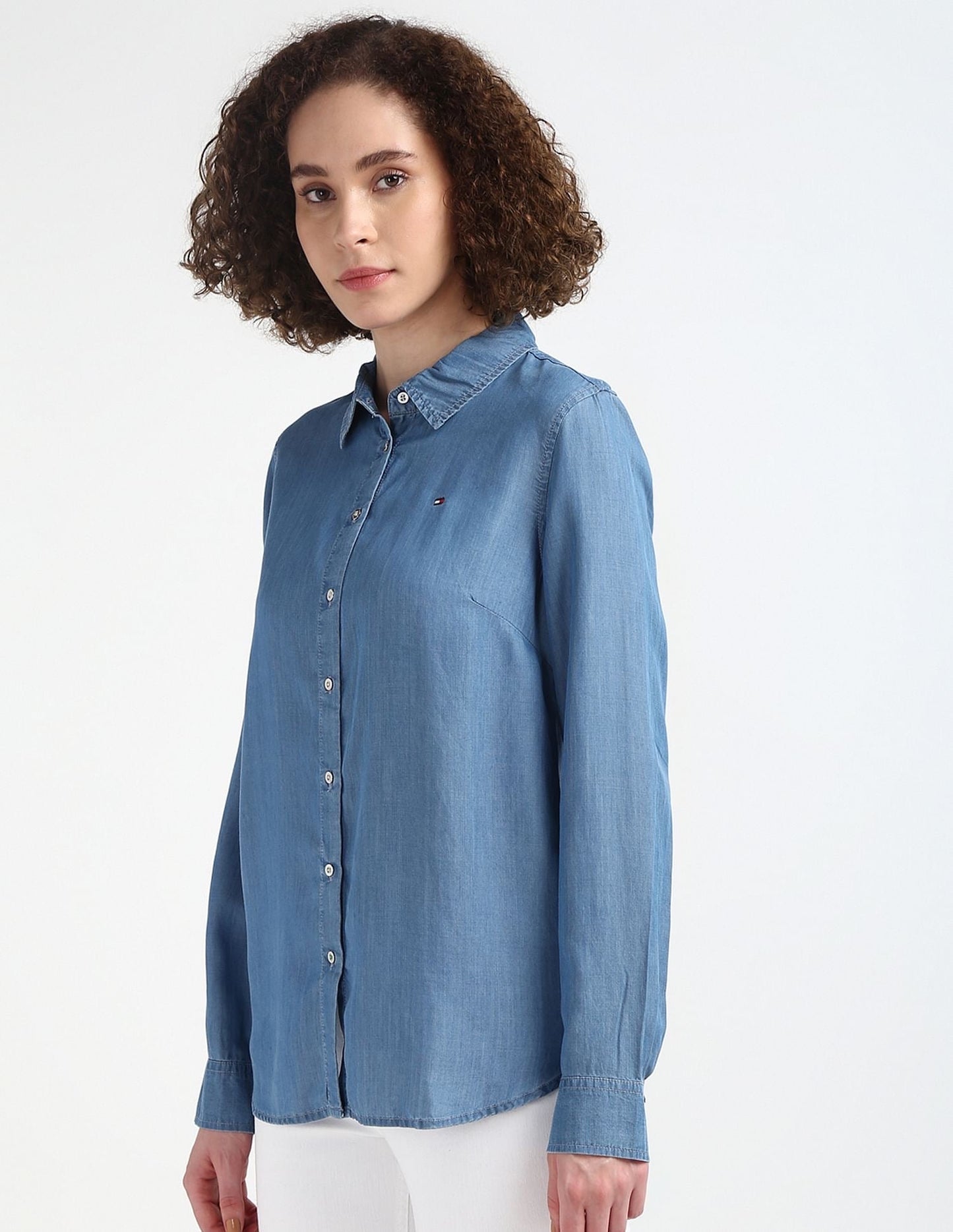 Tommy Hilfiger Women’s Heritage Chambray Shirt