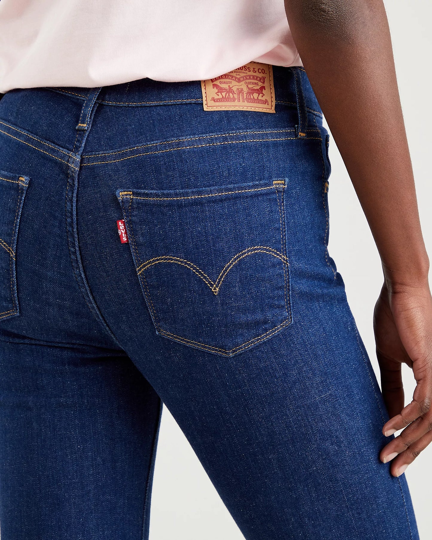 Levi’s 720™ HIGH RISE SUPER SKINNY JEANS