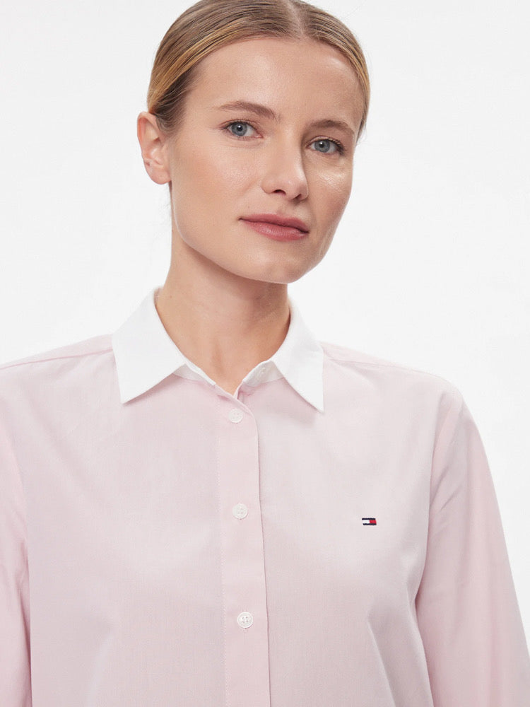 Tommy Hilfiger Women's Stretch Oxford Banker Shirt