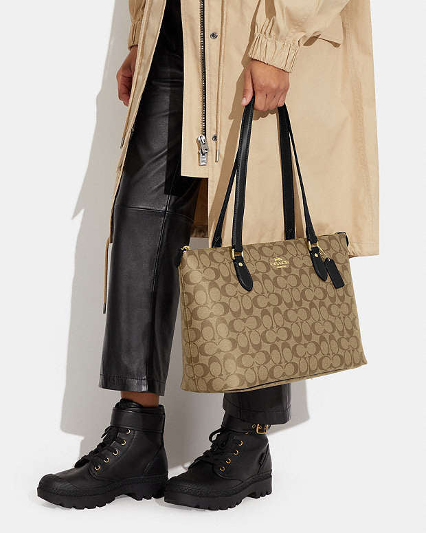 Coach Gallery Tote Bag In Signature Canvas