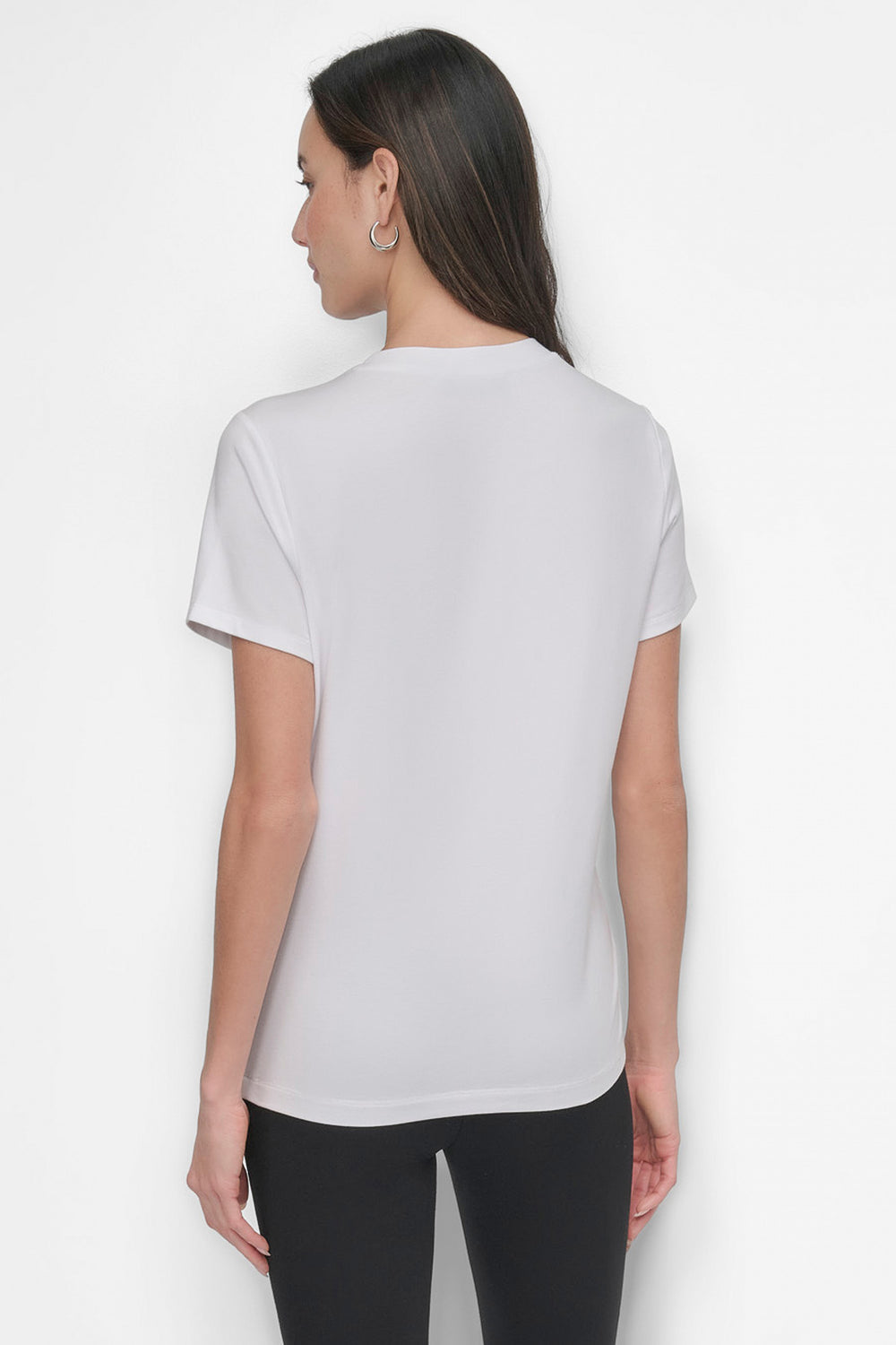 DKNY-CAMISETA DE MANGA CORTA CON LOGO Y TACHUELAS