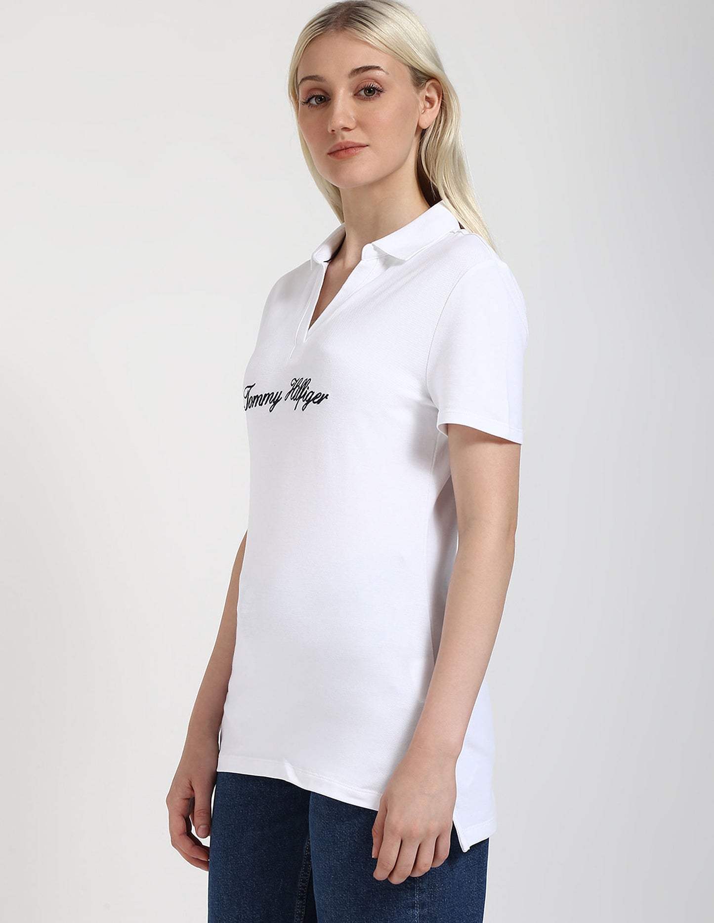 Tommy Hilfiger Camiseta Blanca De Mujer Para Un Look Clásico