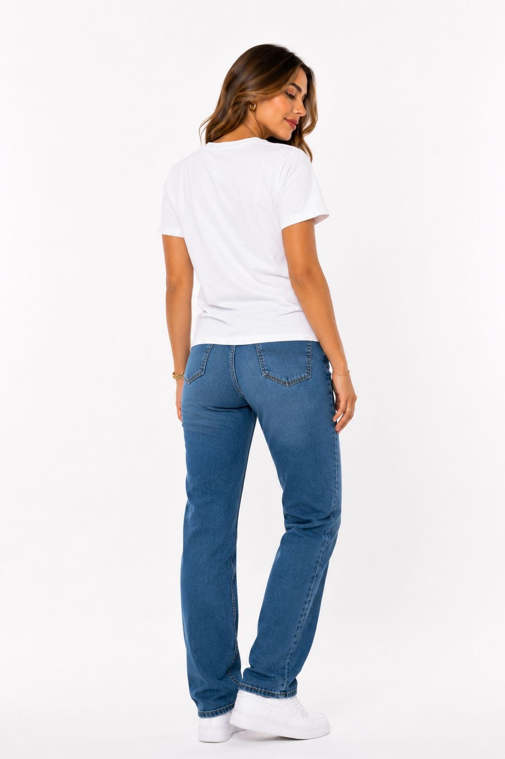 VINIZBENA -White t-shirt of the brand Vinizbena