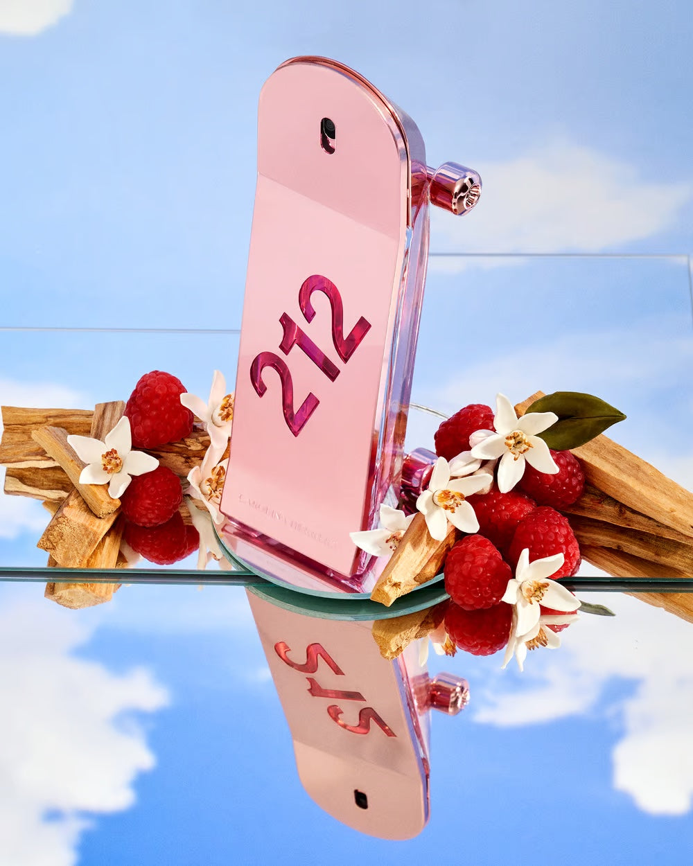Carolina Herrera 212 Heroes For Her Eau de Parfum
