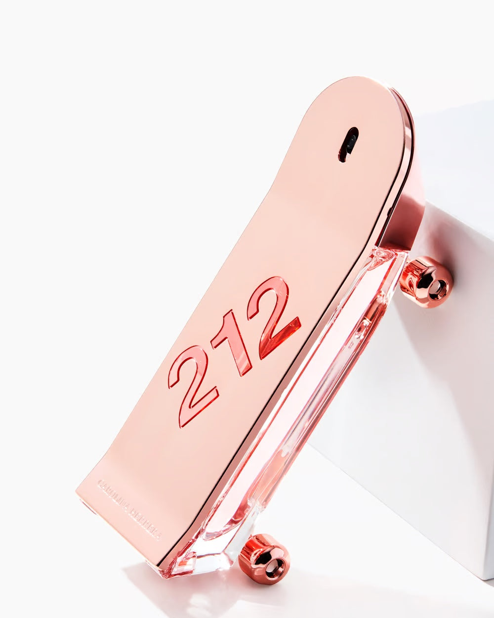 Carolina Herrera 212 Heroes For Her Eau de Parfum