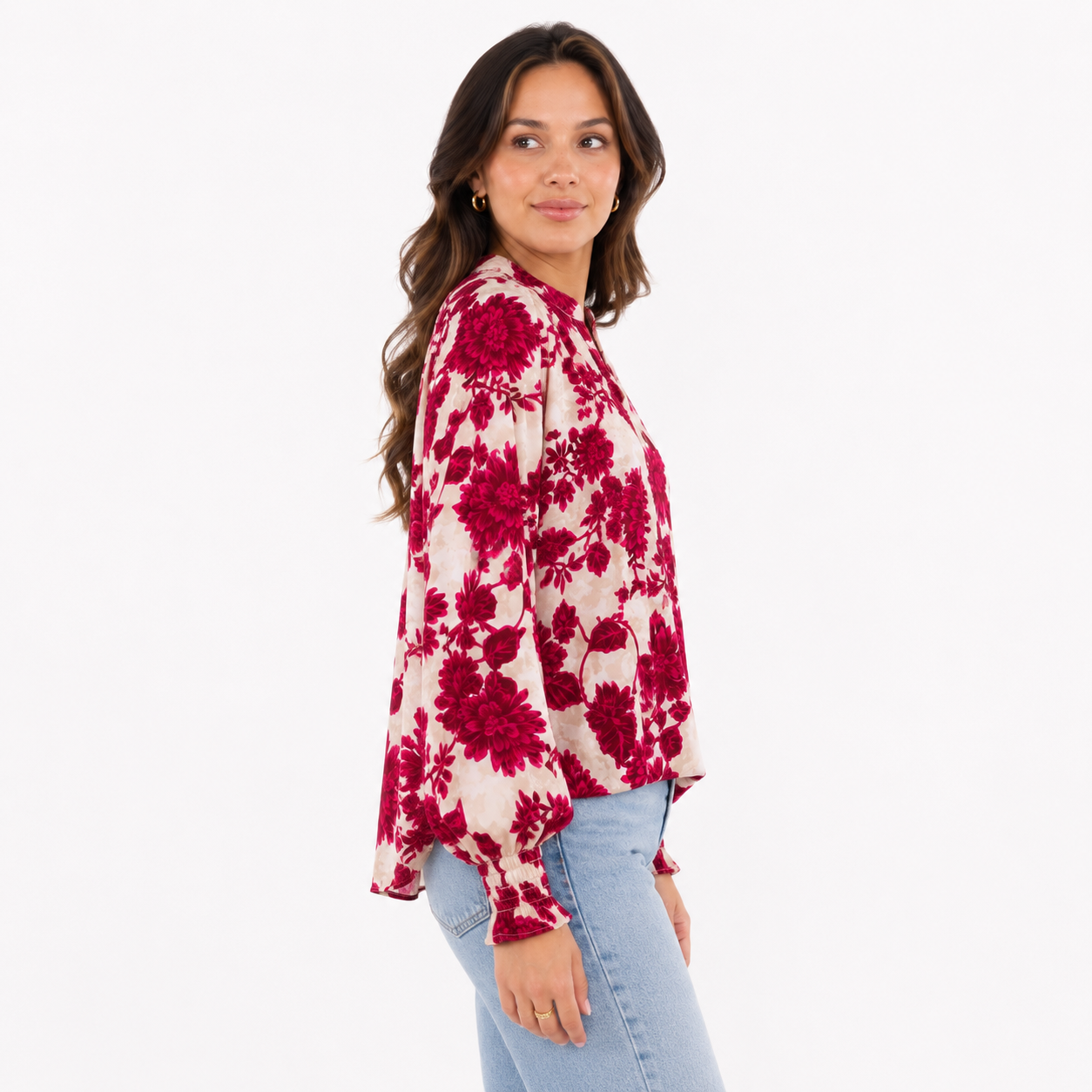 Cupio Blush Blouse is a Cupio with floral print and ruffled collar