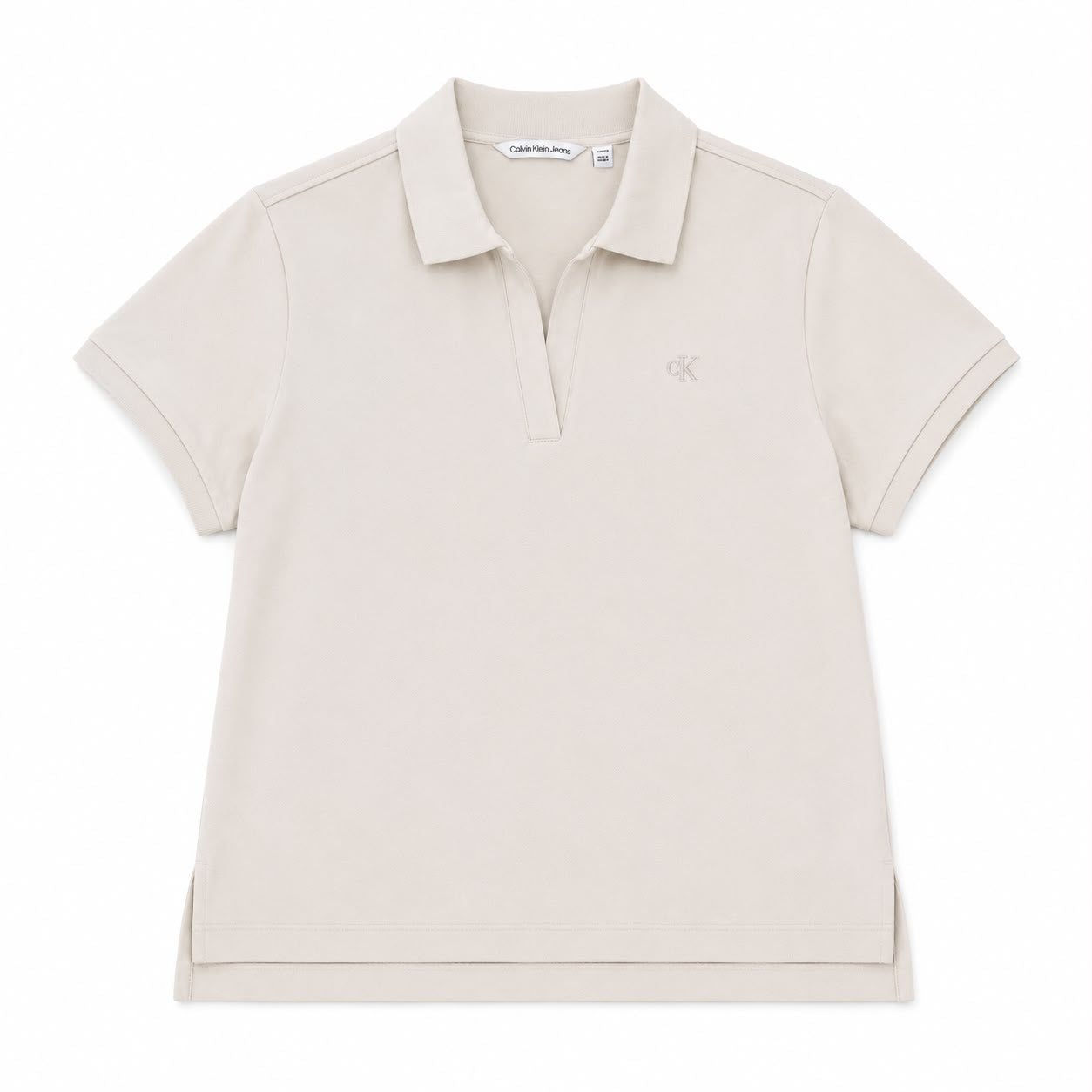 Calvin Klein Jeans polo shirt stands out for its natural white color