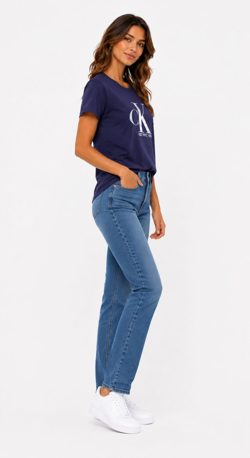 Calvin Klein -Women's crew neck t-shirt