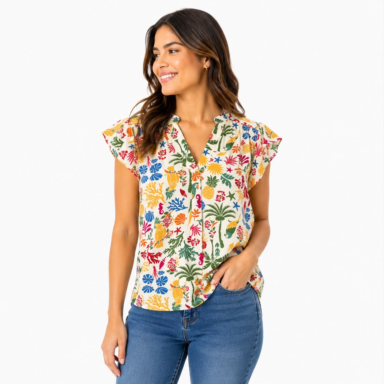 Chaus brand blouse has a vibrant tropical print Women’s