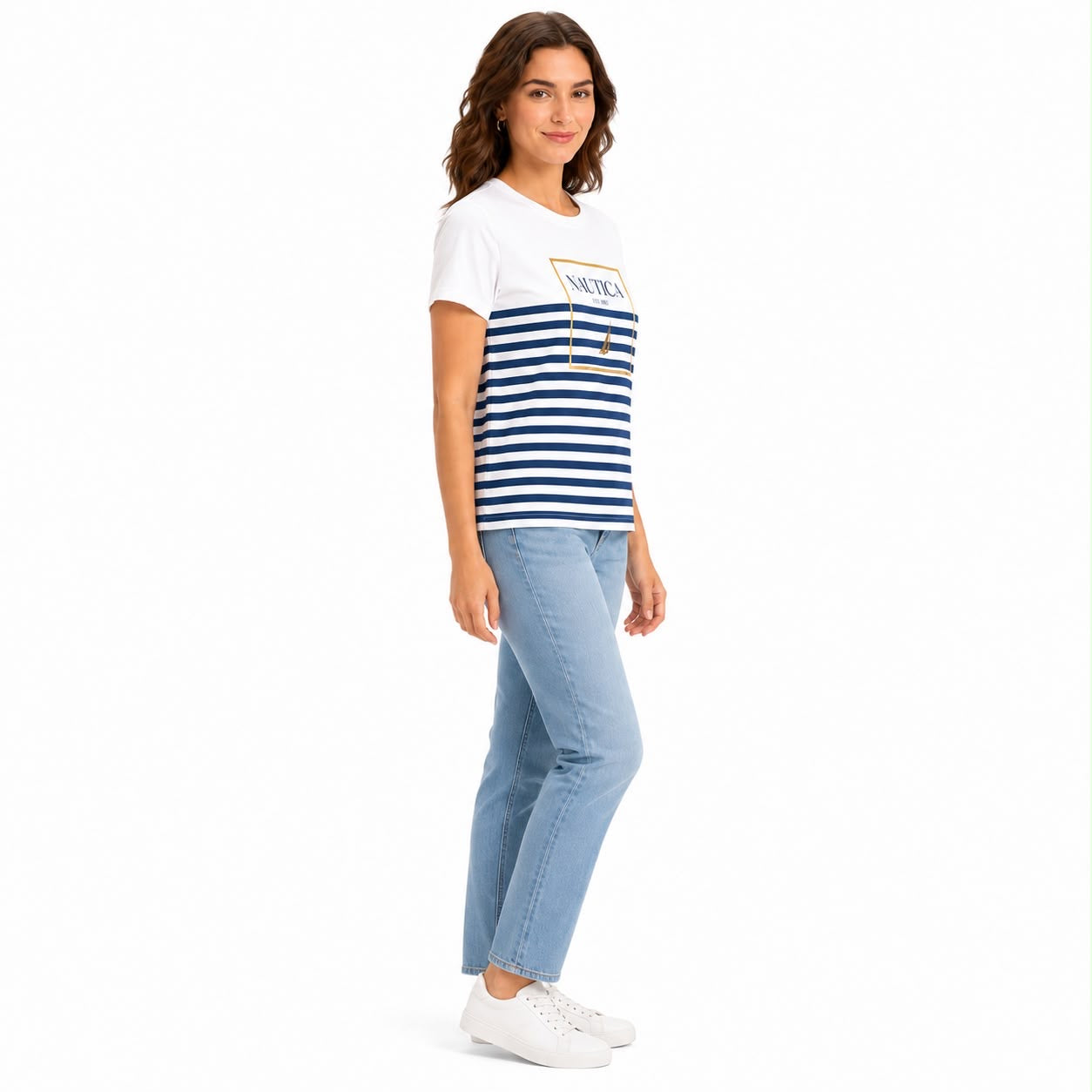 Nautical with striped design and golden details
