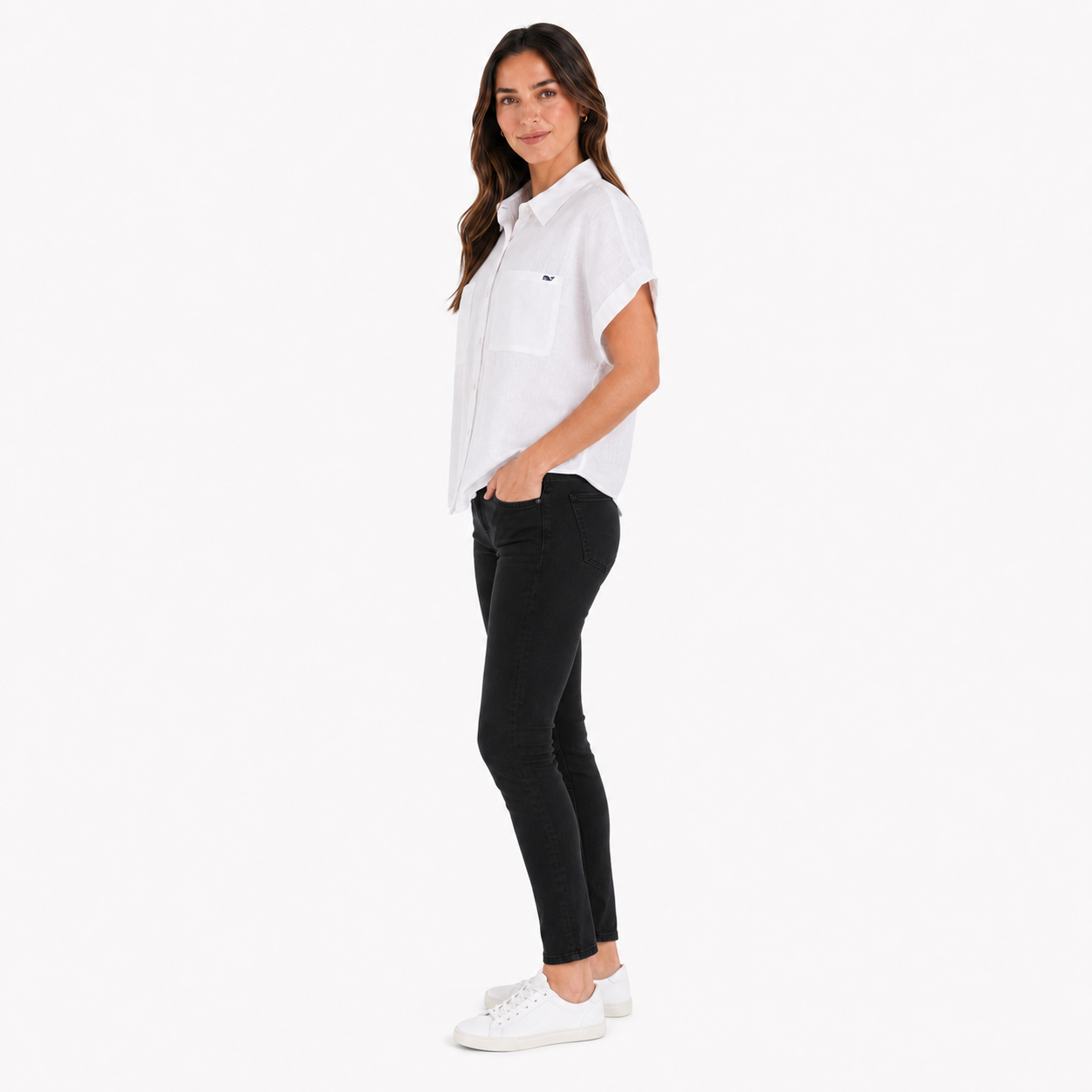 Vineyard Vines-Women's loose fit button shirt (oversized) in white