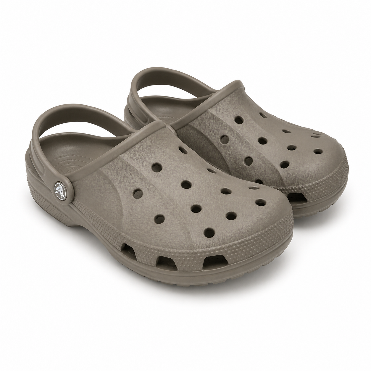 Crocs Berry or Ralen unisex clogs in haki color.