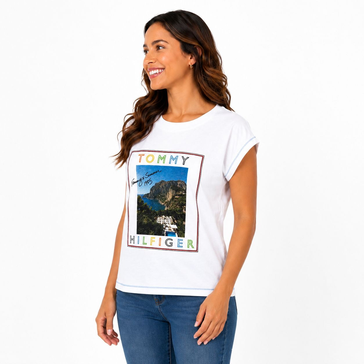 Tommy Hilfiger white t-shirt stands out for its graphic womens