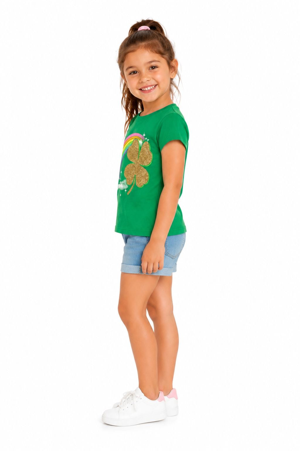 The Children's Place green short-sleeved t-shirt