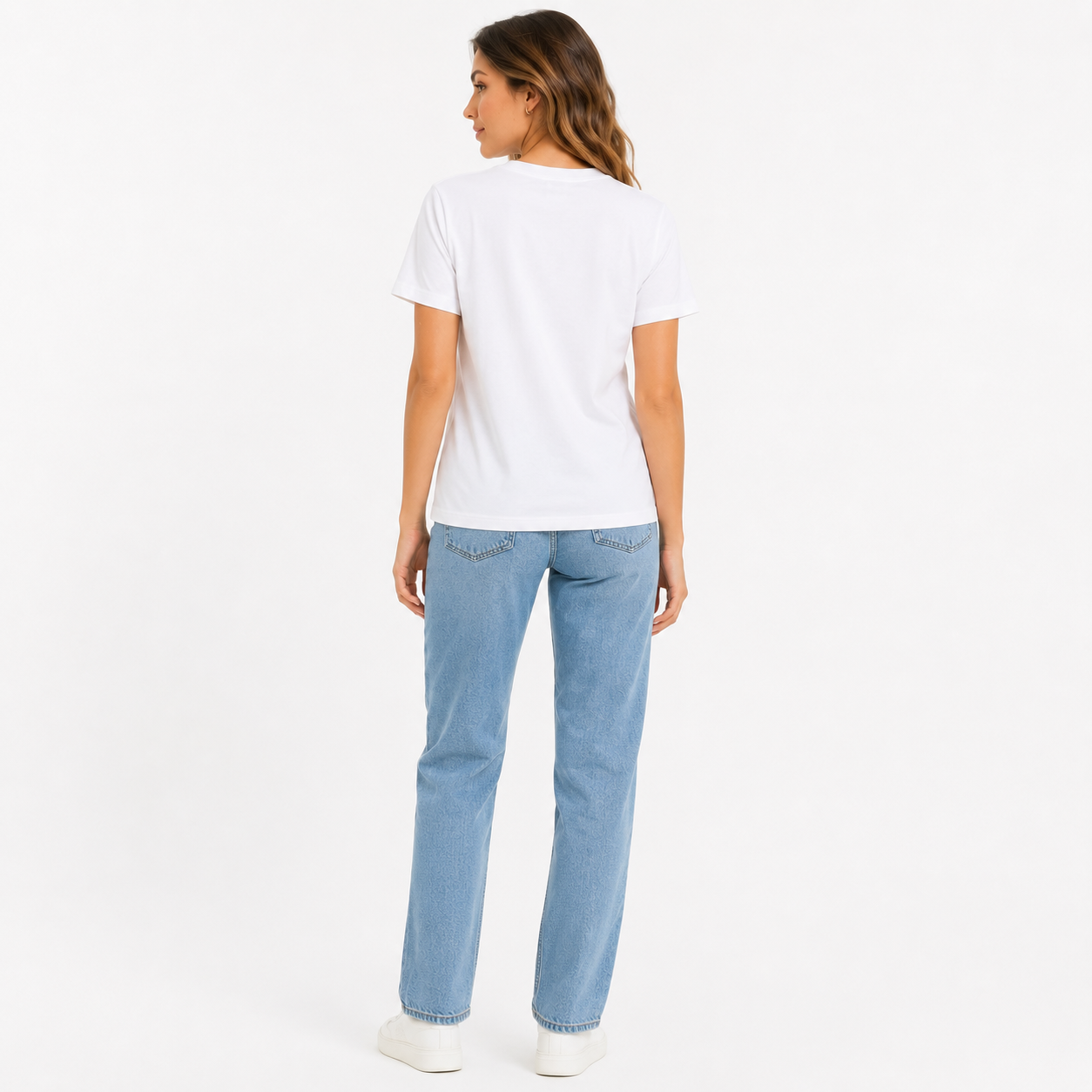 NOTATIONS-White T-shirt with round neck and short sleeves