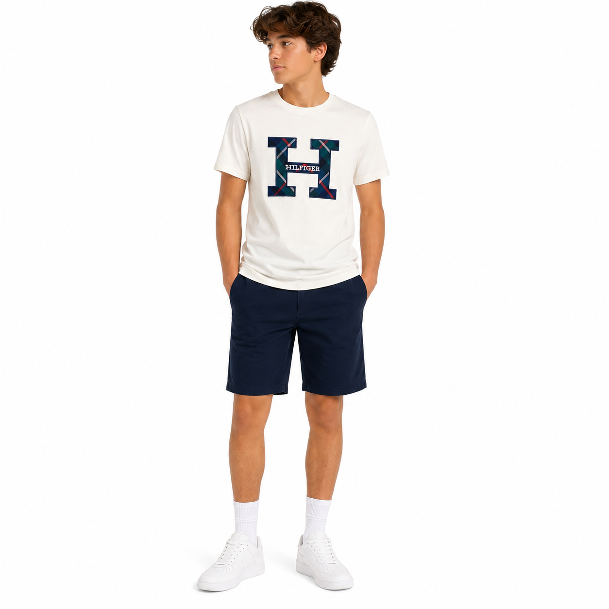Tommy Hilfiger-Boys Embroidered Logo Regular Fit Cotton T-Shirt