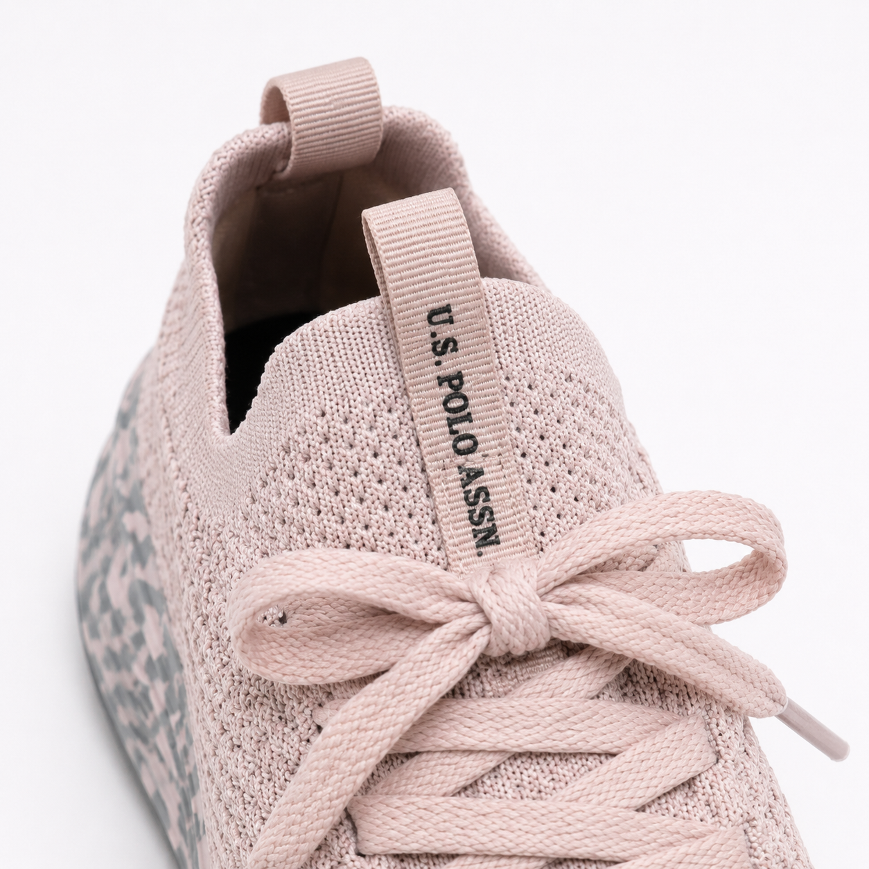 U.S Polo Assn Women's sneakers in pink with a knitted design and textured sole