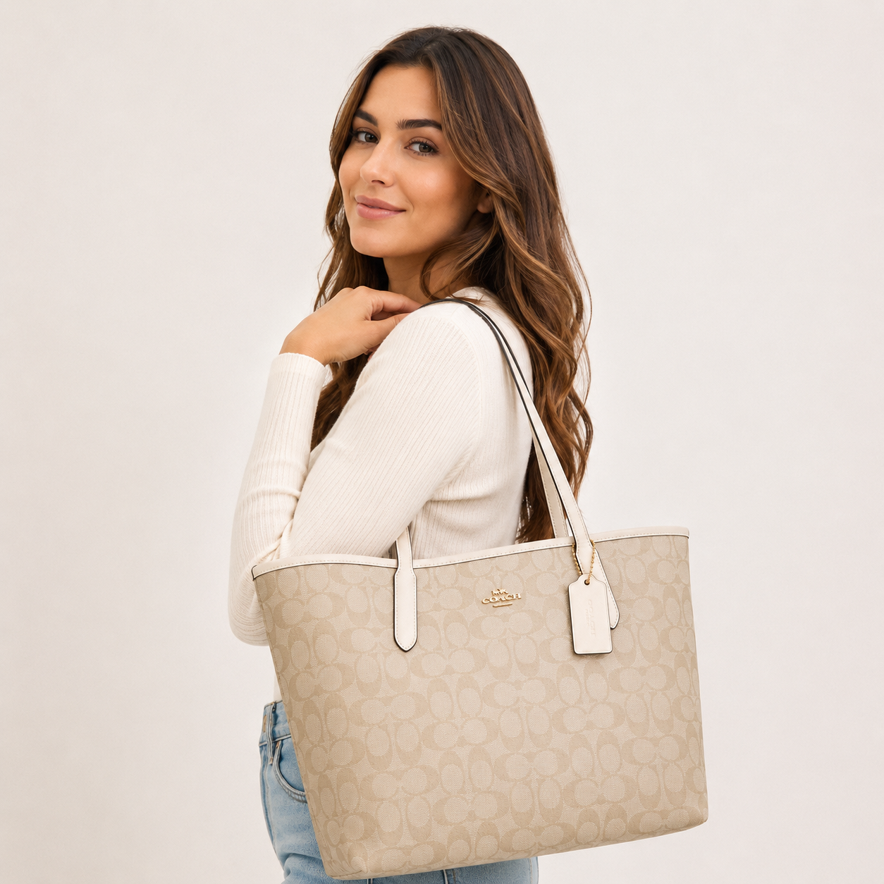 Coach City Tote In Signature Canvas