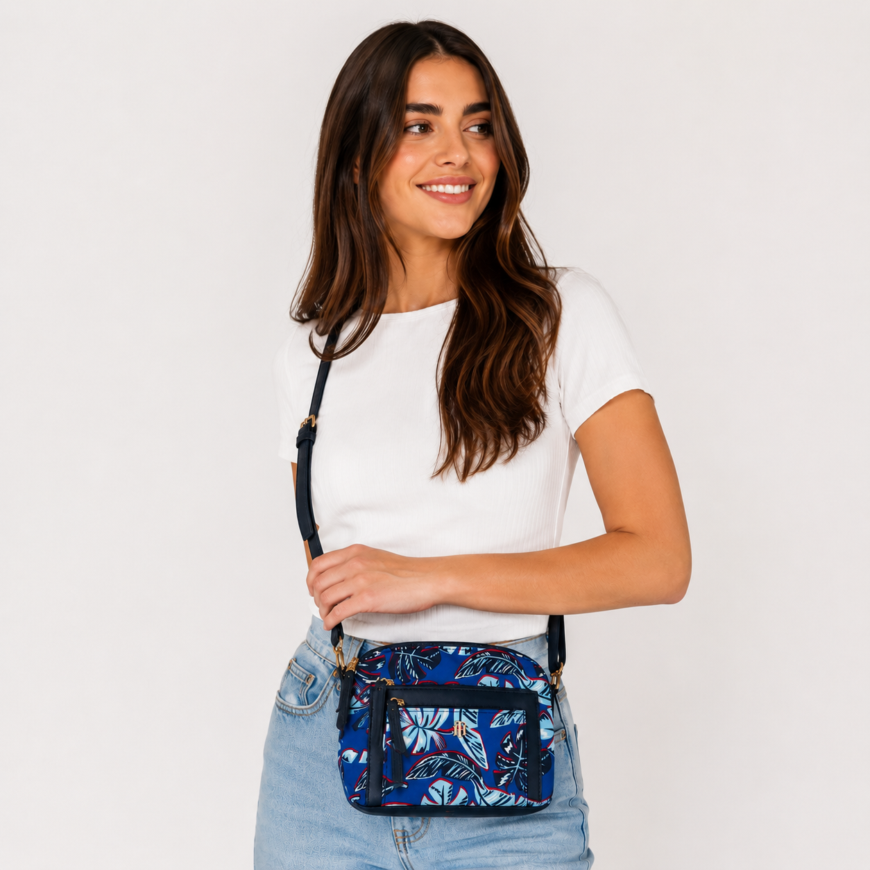 Tommy Hilfiger Waverly II-Crossbody-Coated Square Monogram