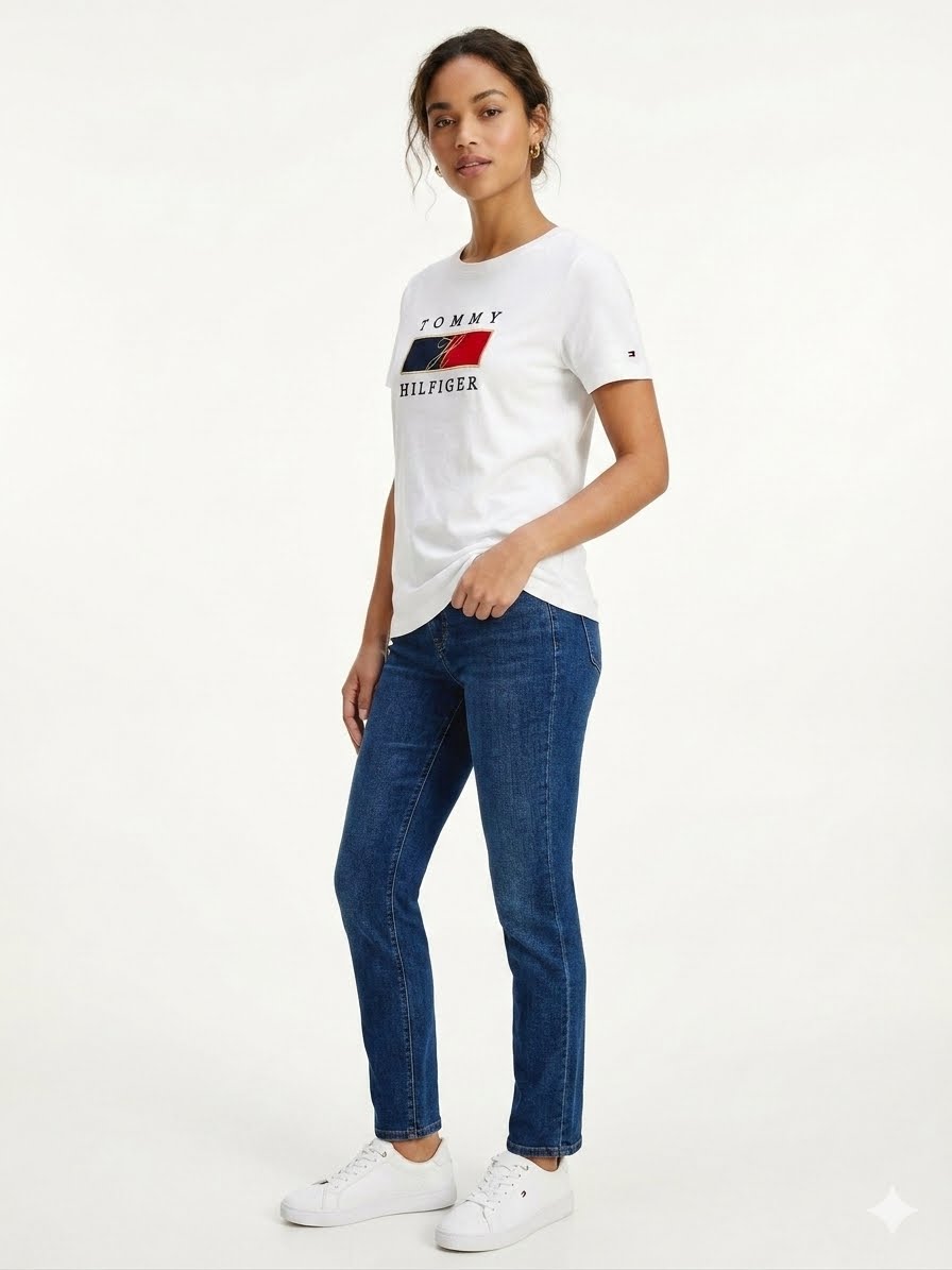 Tommy Hilfiger-Block Logo T-Shirt