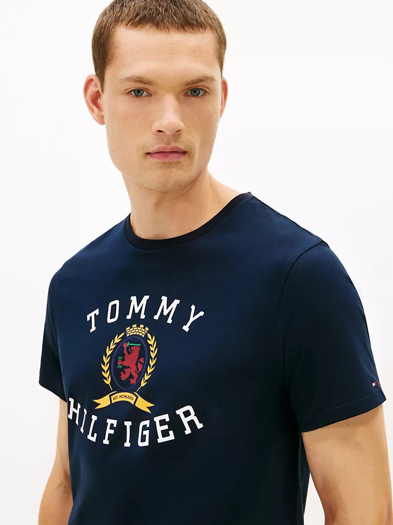 Tommy Hilfiger-Hilfiger Crest Logo T-Shirt
