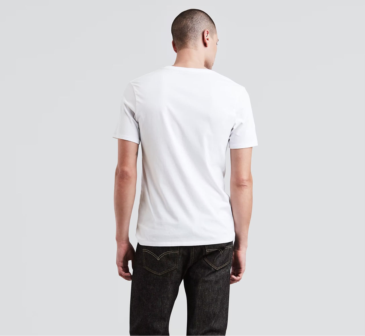 Levi’s Housemark Graphic Tee 3