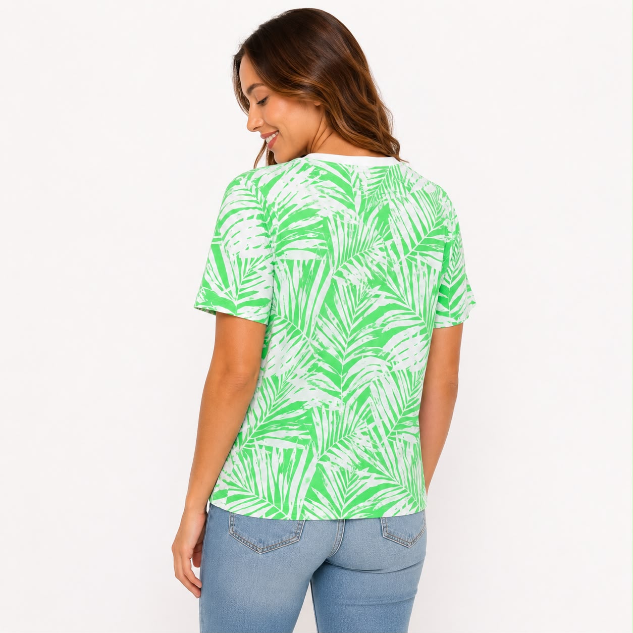 Caribbean Joe brand t-shirt has a tropical print Women’s