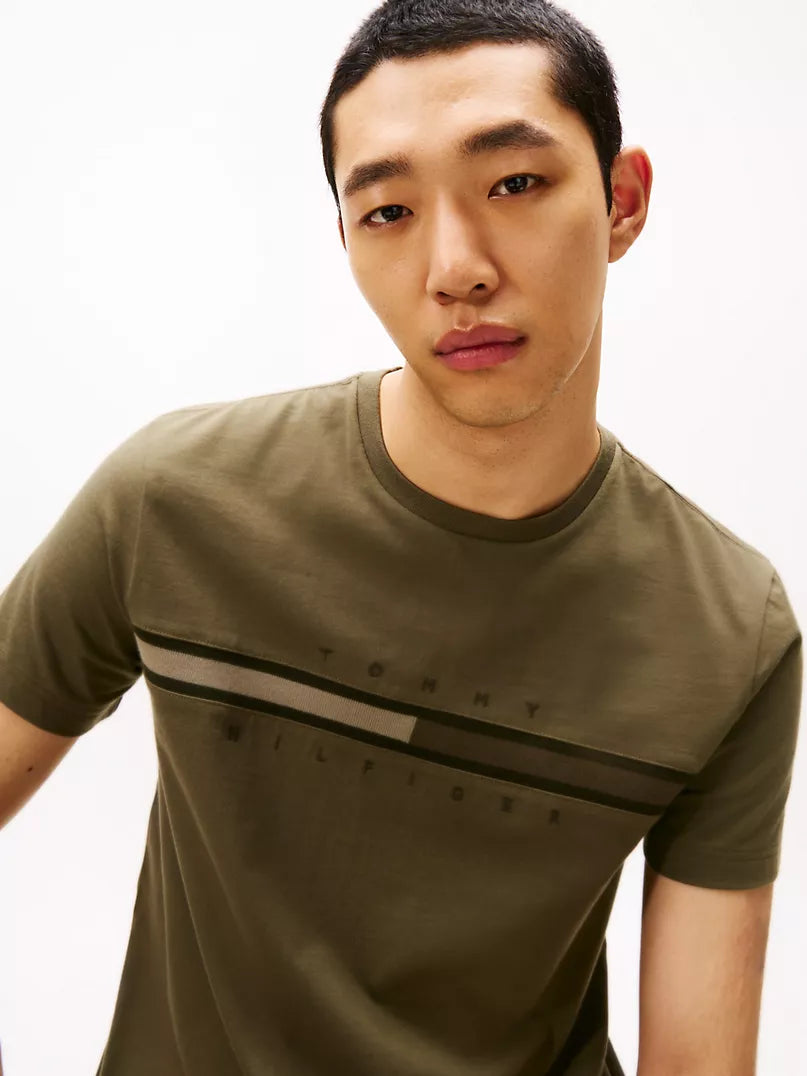 Tommy Hilfiger-Tonal Flag Logo T-Shirt