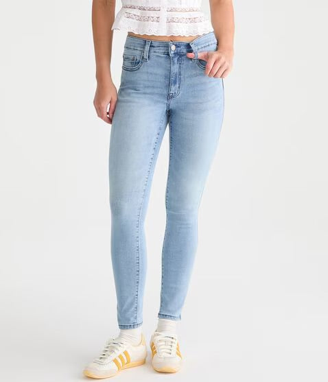 Aeropostale Premium Seriously Stretchy High-Rise Jegging