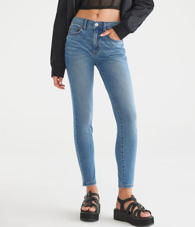 Aeropostale Seriously Stretchy High-Rise Jegging
