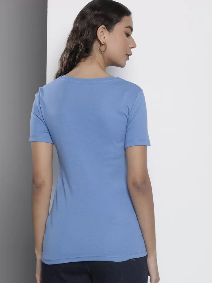Tommy Hilfiger Women’s Slim Fit T- Shirt