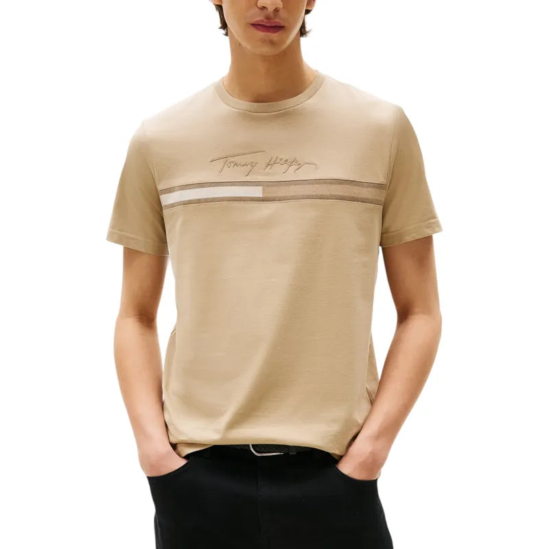 Tommy Hilfiger-Tonal Signature Flag Logo T-Shirt