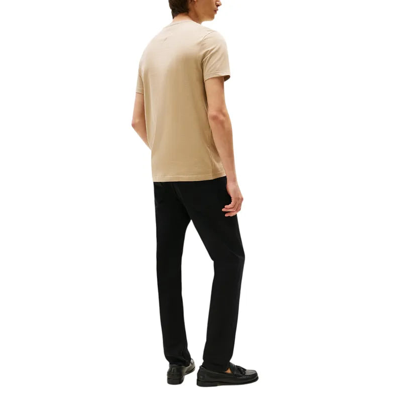 Tommy Hilfiger-Tonal Signature Flag Logo T-Shirt