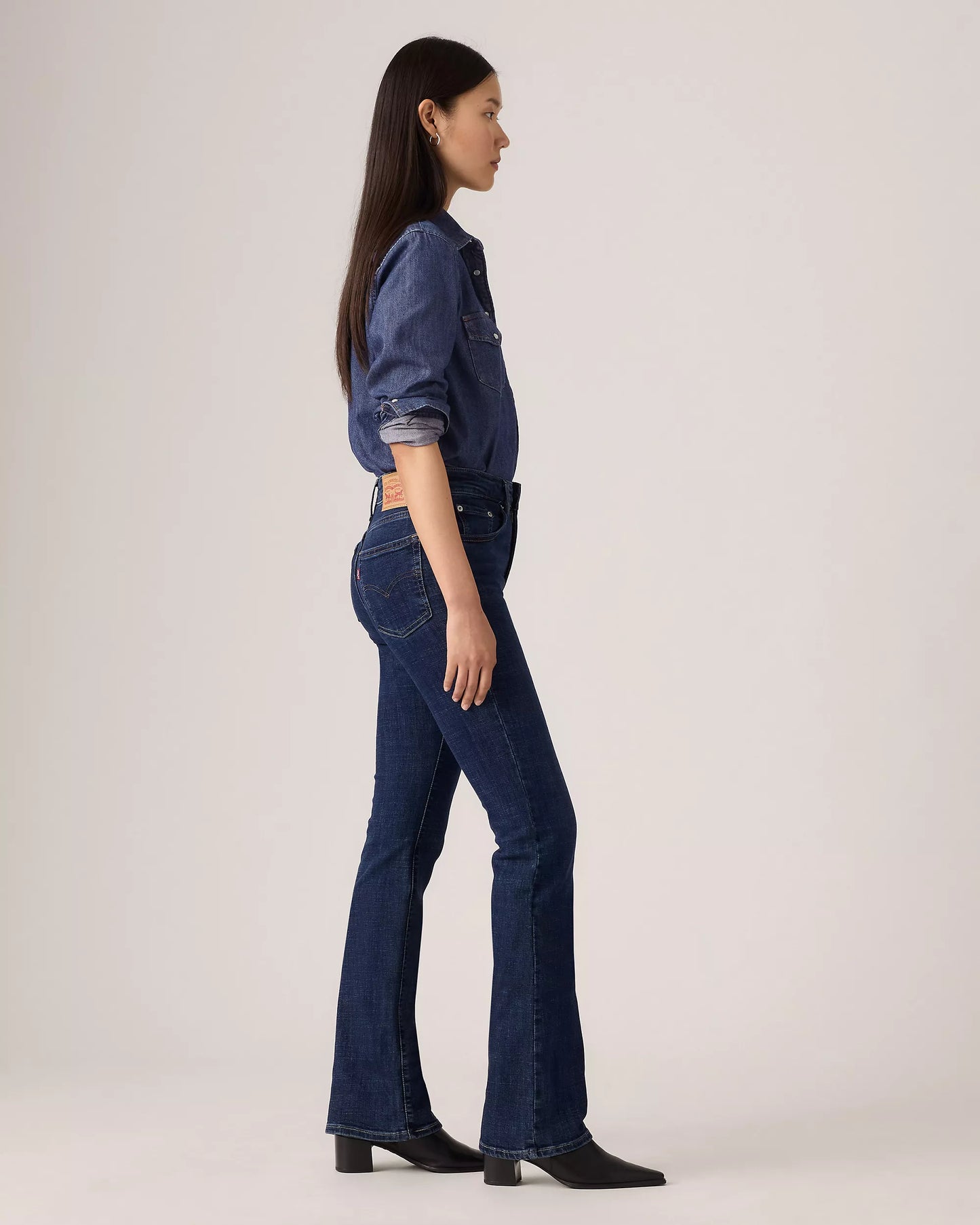 Levi’s High Rise Bootcut Women’s jeans