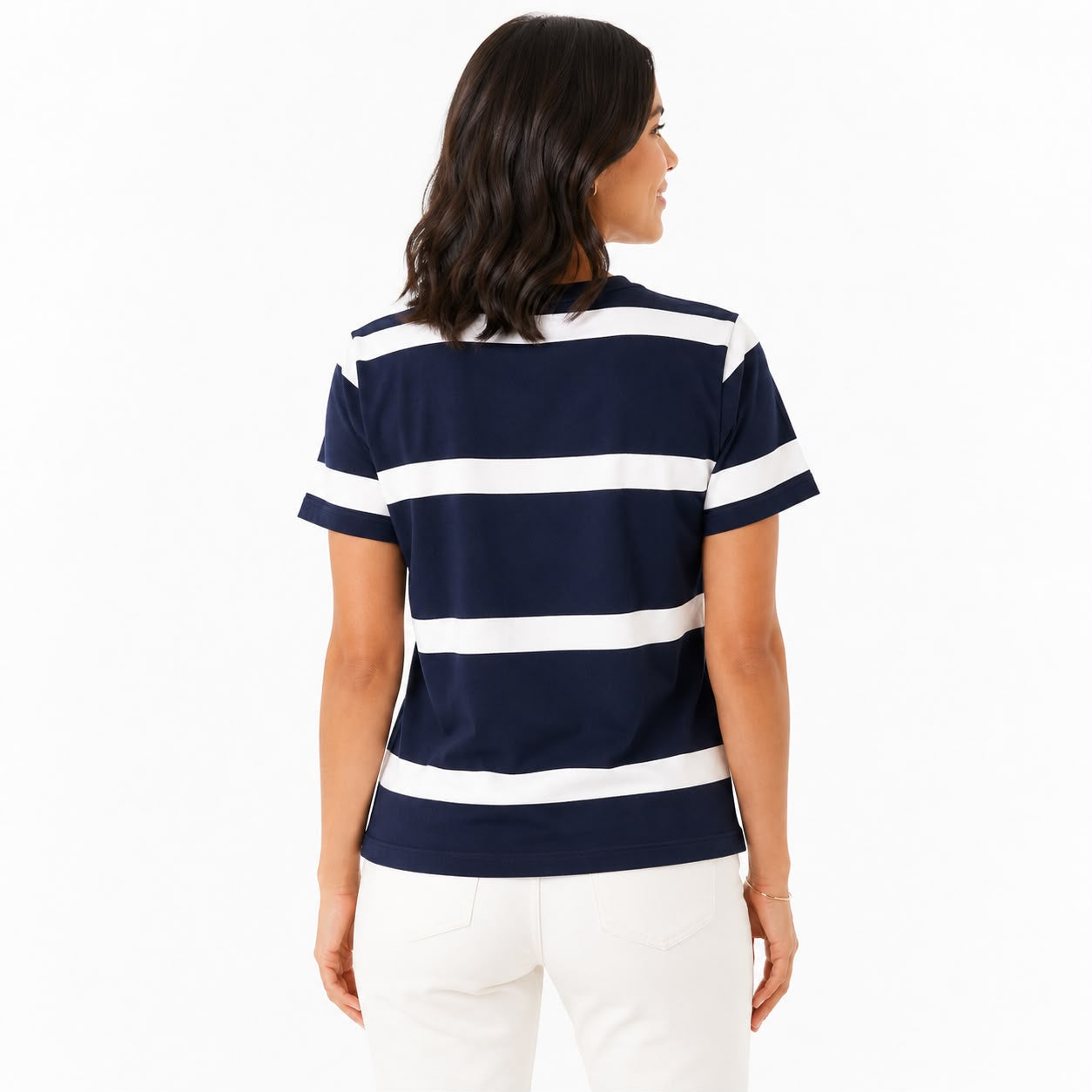 Cable & Gauge short-sleeved t-shirt features a classic striped design