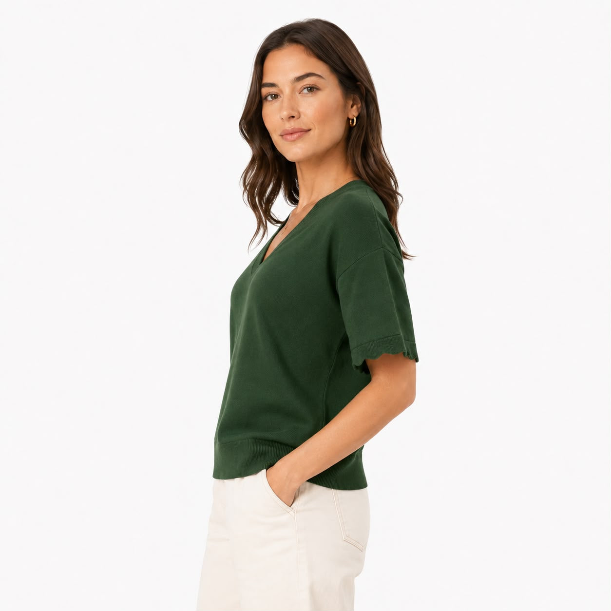 Cable & Gauge Short-sleeved V-neck knit sweater in green